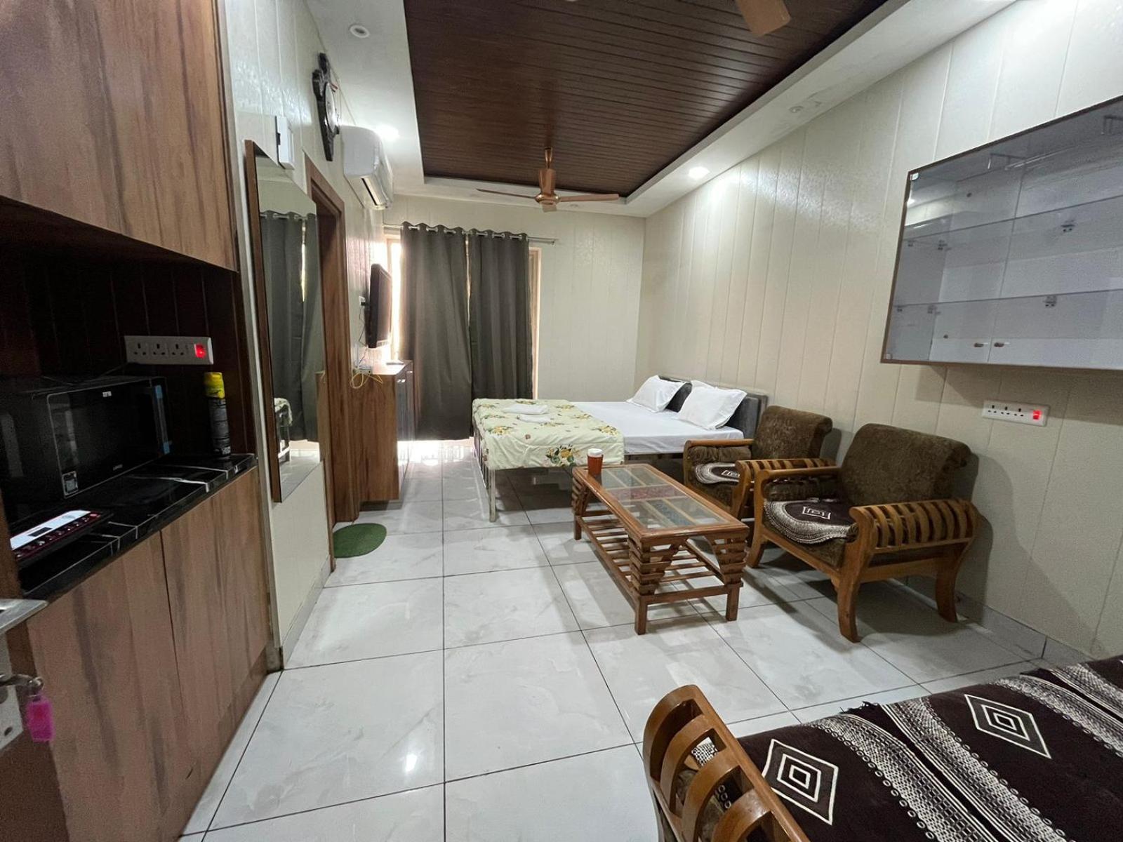 Matrix Studios Noida Bagian luar foto