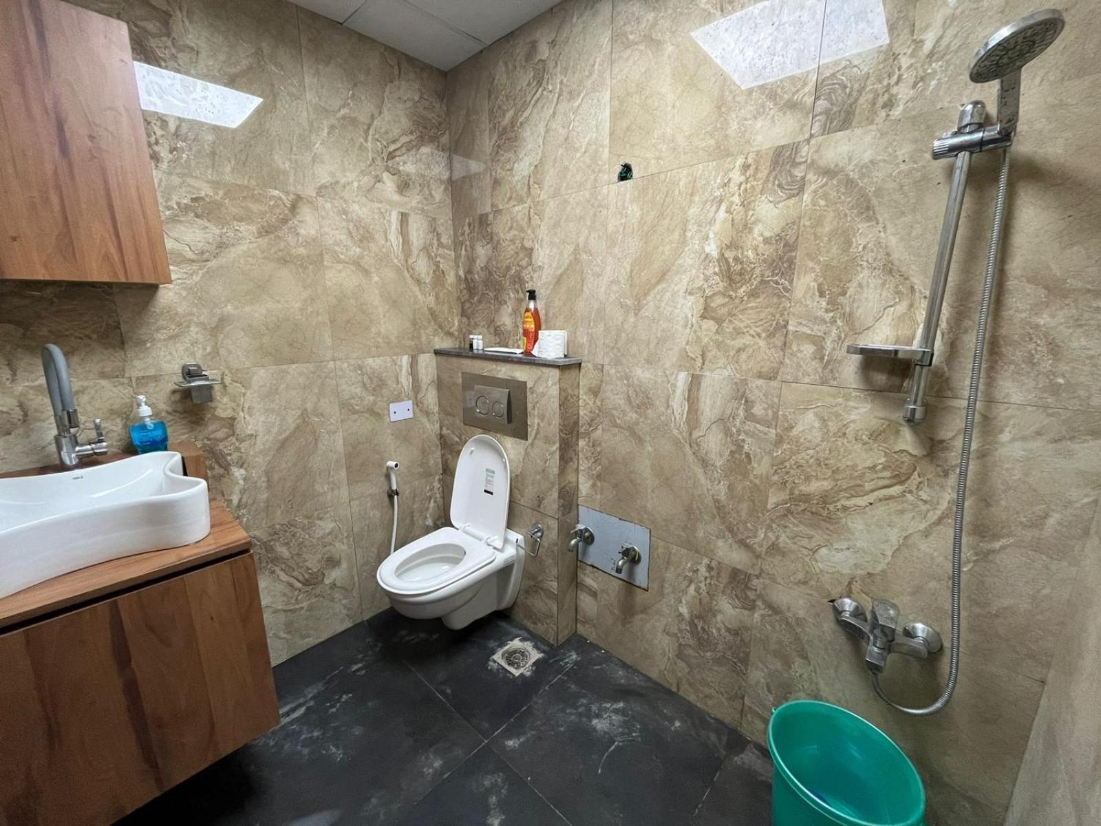 Matrix Studios Noida Bagian luar foto
